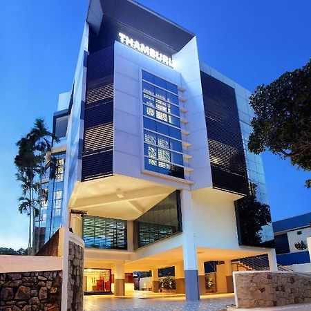 Hotel Thamburu International トリバンドラム エクステリア 写真
